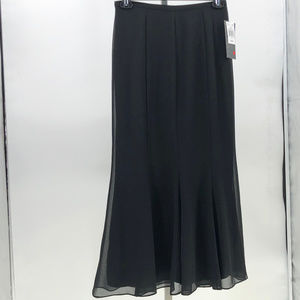 Scarlett long black lined chiffon skirt sz 10 NWT
